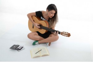 5 mẹo dạy chơi guitar cho người mới bắt đầu